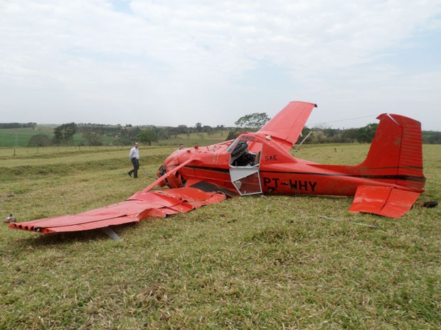 Monomotor faz pouso forçado em zona rural na região