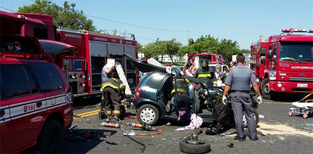 Acidente grave envolvendo caminhão de Tupã é registrado na SP 294