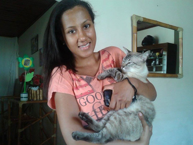 Moradora denuncia morte de gatos por envenenamento em Paraguaçu