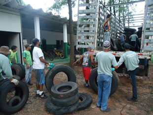 Prefeitura mantém ponto de descarte de pneus, no último mês foram mais de mil recolhidos