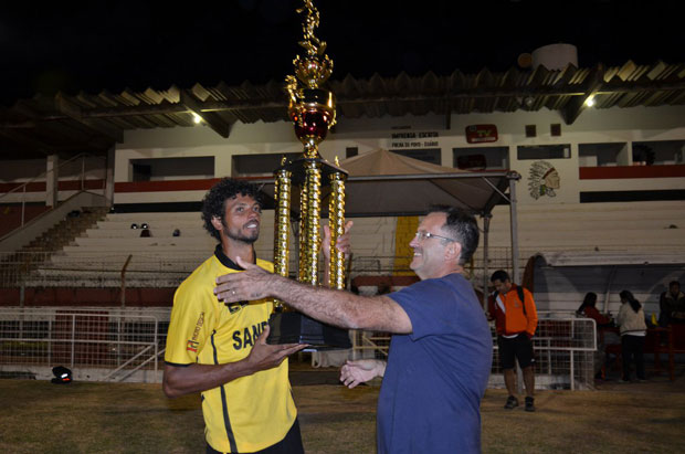 Bar do Carlão é campeão do 23º Torneio do Trabalhador