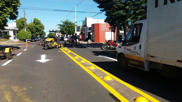 Avenida Tabajaras é parcialmente interditada para revitalização de sinalização