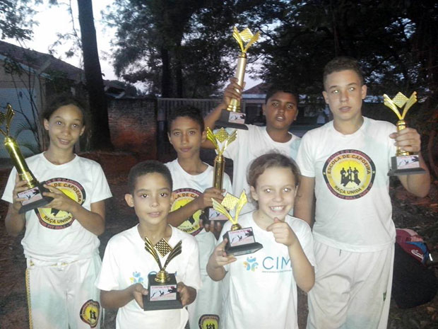 Atletas tupãenses são destaques em Festival Interestadual de Capoeira