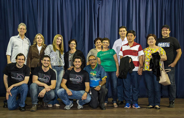 Clube de Astronomia de Tupã participa de palestra com biólogo da Nasa