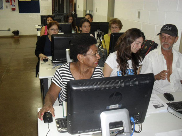 Terminam hoje inscrições para Universidade Aberta à 3ª Idade