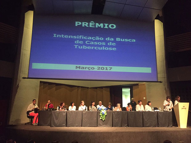 Tupã recebe prêmio por excelência em Campanha de Prevenção à Tuberculose