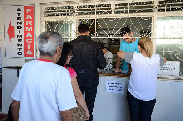 Farmácia Municipal começa receber medicamentos que estavam em falta