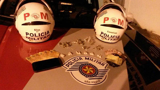 PM de Tupã flagra menor com drogas em carro com placas de Parapuã