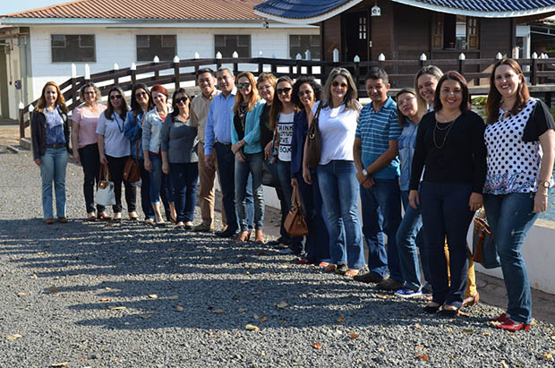 Gestores de escolas municipais visitam Fundação Shunji Nishimura de Pompéia