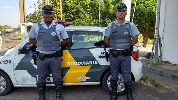 Polícia Rodoviária de Tupã participa da Semana Nacional do Trânsito e orienta motoristas