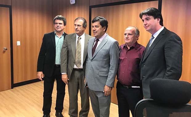 Valter Moreno e Paulo Henrique se reúnem com ministro da Educação