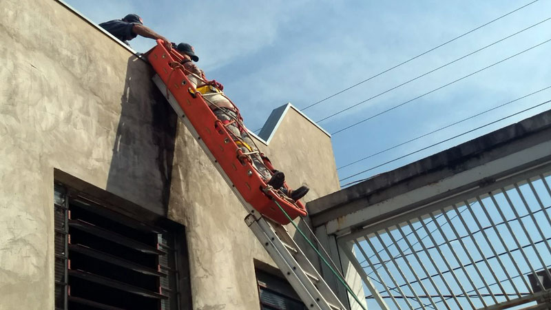 Pintor tupãense recebe descarga elétrica ao tocar em rede de alta tensão