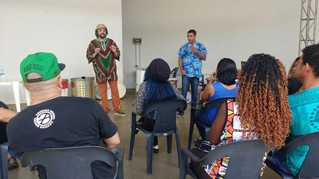 Mês da Consciência Negra começa com oficinas de percussão e dança