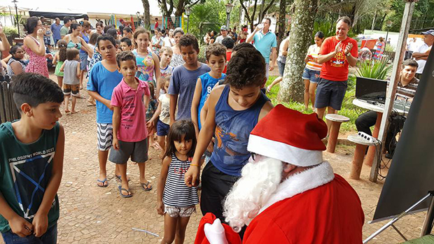 Prefeitura realiza Festa de Natal nos distritos de Varpa e Parnaso