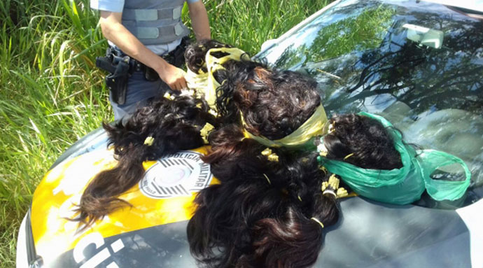 Polícia Rodoviária apreende 30 kg de cabelo humano contrabandeados do Paraguai