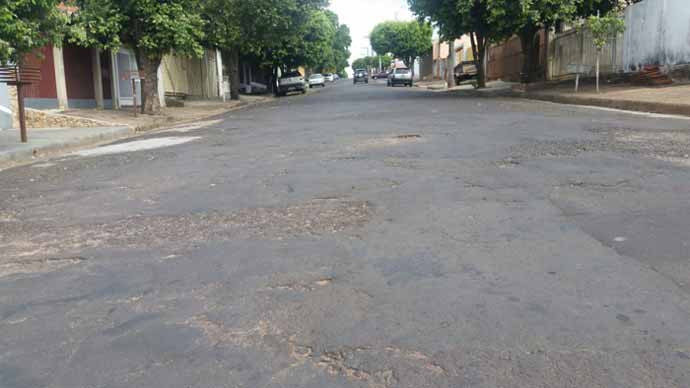 Prefeitura pretende iniciar recape do Jardim Itaipu nos próximos dias