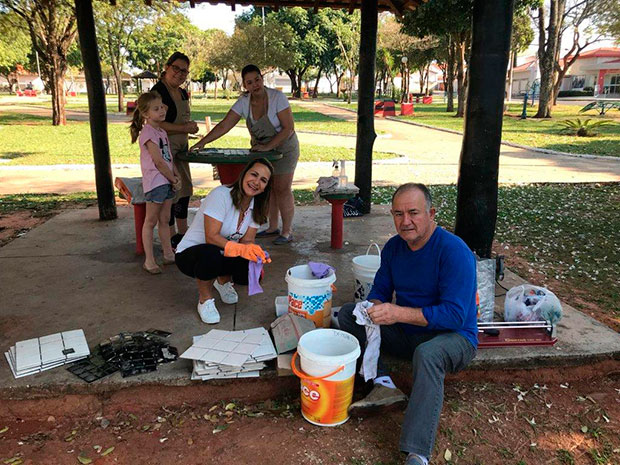 Moradores se unem para realizar benfeitorias na Praça ‘João Colucci’