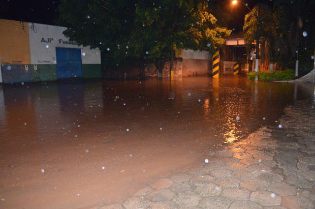 Município tem até o fim do ano para retomar obras de macrodrenagem