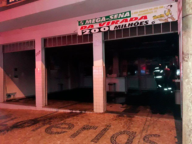 Incêndio provoca danos em Casa Lotérica no centro de Tupã