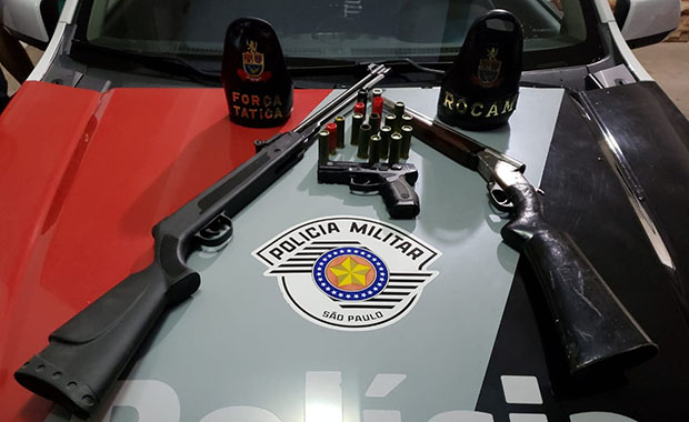 PM prende homem com armas e munições em Marília