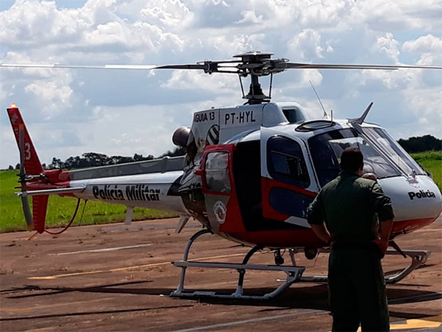 Helicóptero da PM transporta trabalhador que teve mão amputada em Tupã