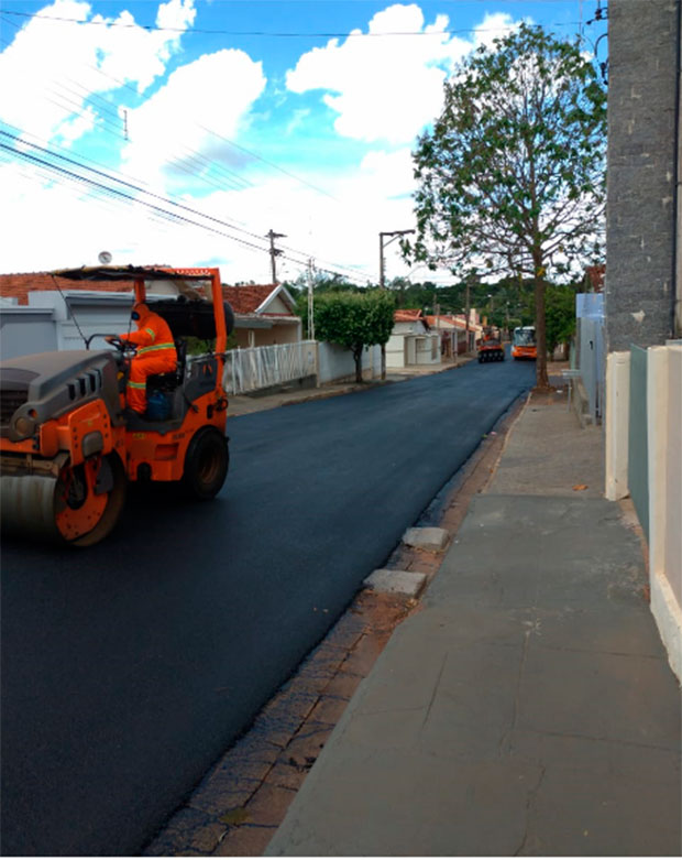 Prefeitura finaliza recape na Zona Oeste da cidade