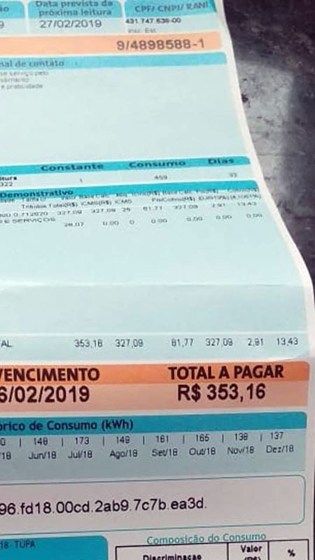 Moradores reclamam do aumento da conta de energia