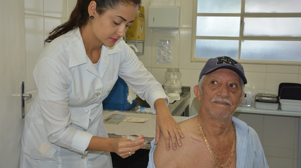 Campanha de vacinação contra a gripe começa dia 10 de abril