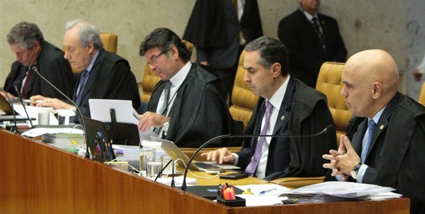 Projeto de lei para regulamentar educação domiciliar é assinado por Bolsonaro