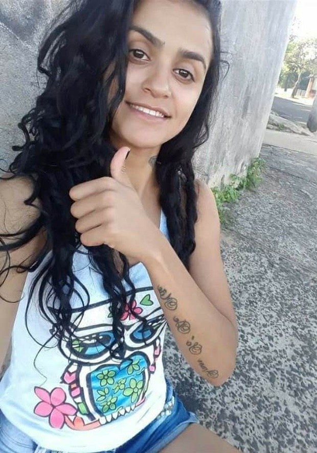 Jovem morre baleada na porta de casa em Marília; ex-namorado é suspeito