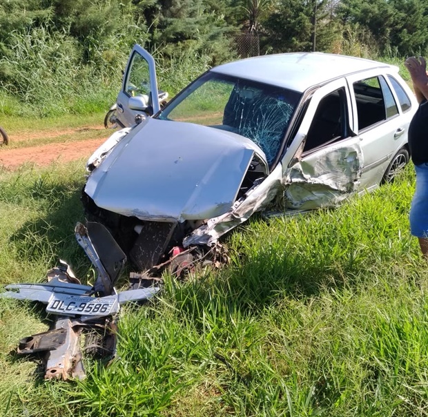 Acidente envolve cinco veículos em rodovia de Bastos