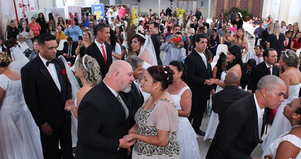 Casamento Comunitário oficializa união de dez casais neste sábado