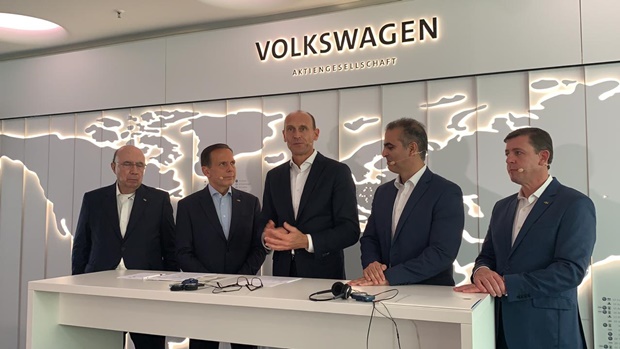 Volkswagen anuncia o investimento de R$ 2,4 bilhões em SP