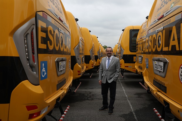 Tupã recebe novo ônibus escolar do Ministério da Educação