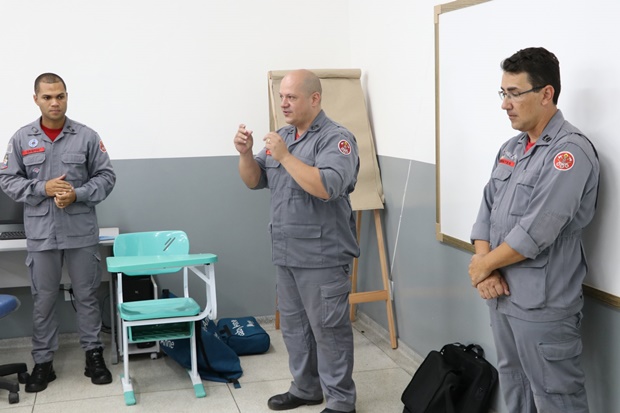 Segundo o Subtenente Thomas Gomes do Corpo de Bombeiros, o projeto é uma iniciativa estadual que tem o objetivo de ensinar crianças a evitarem acidentes e prevenirem riscos.