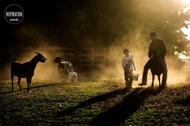 Fotógrafa de Tupã está entre os 100 melhores fotógrafos de família do mundo