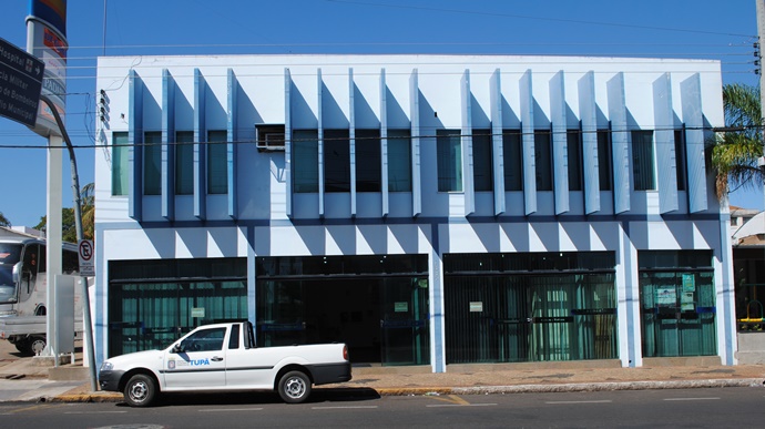 Biblioteca Municipal volta a funcionar no horário normal