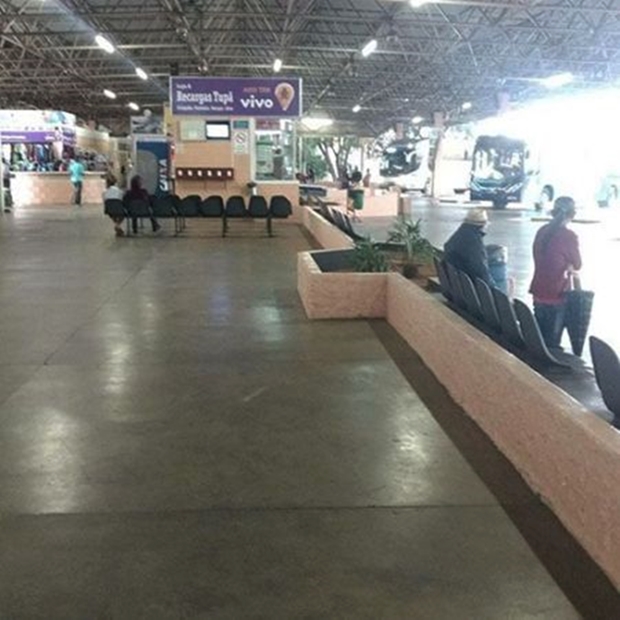 Usuários reclamam da falta de serviços no Terminal Rodoviário de Tupã