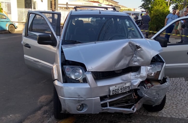 Homem que teve mal súbito em acidente está na UTI e respira por aparelhos