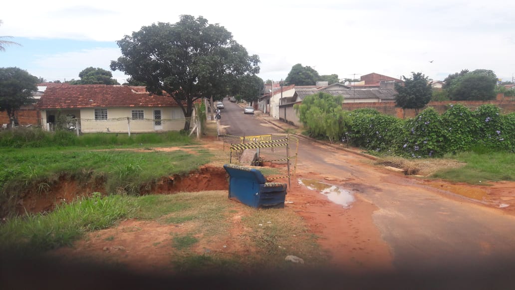 Cuidado redobrado ao transitar pela Rua Valdemar em Tupã