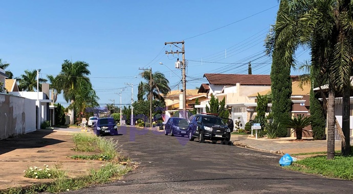 Polícia Civil apreende droga e arma com estudante de 26 anos no Parque Universitário