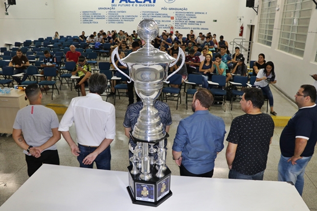 Taça Ouro de Futsal terá início em maio