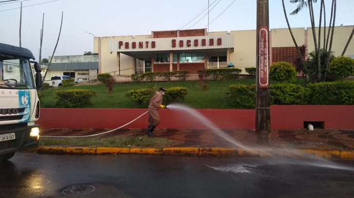 Prefeitura desinfeta mais de 50 lugares da cidade semanalmente