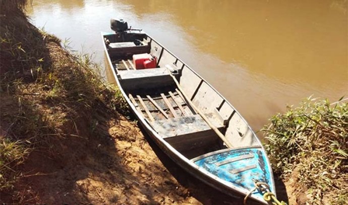 Polícia Ambiental apreende barco e apetrecho de pesca de tupãense em Queiroz