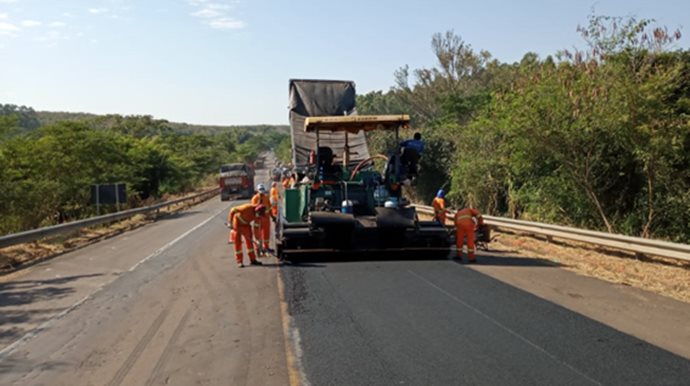 SP 294 terá Pare e Siga para obras no pavimento de Parapuã até Panorama