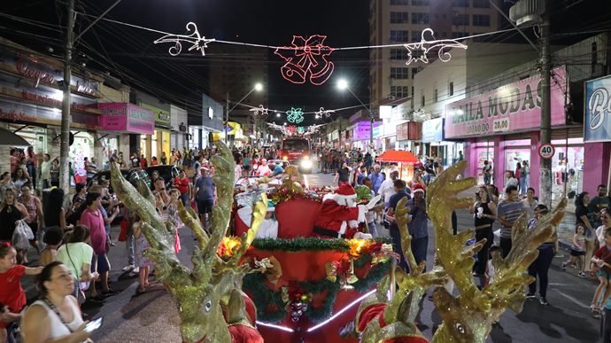 Natal: prefeitura confirma decoração natalina em ruas e algumas praças de Tupã