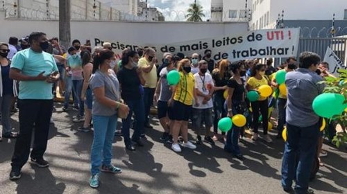 Comerciantes fazem protesto e pedem a reabertura do comércio em Presidente Prudente