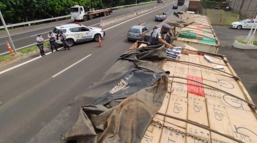 Polícia de Marília prende dois motoristas que contrabandeavam cigarros