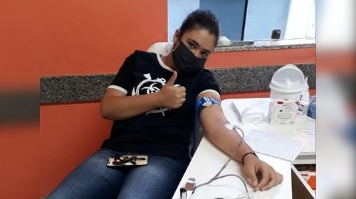 Adolescente faz 16  anos e pede para doar sangue como presente de aniversário