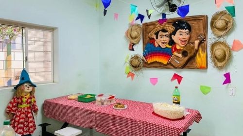 Santa Casa de Tupã recebe decoração junina e leva alegria aos funcionários